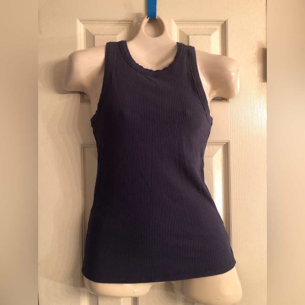 Maurice’s medium blue tank top